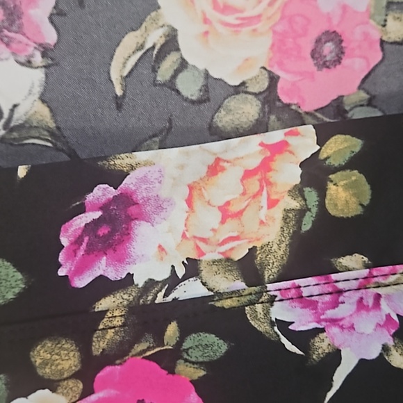 COPY - Torrid  Robe - Picture 5 of 6